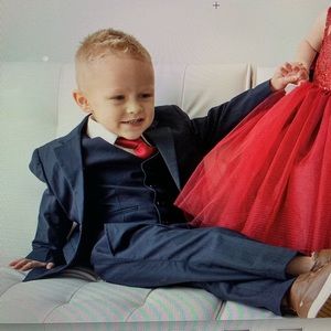 Boy's Formal 3 Piece Suit Set Size 3T